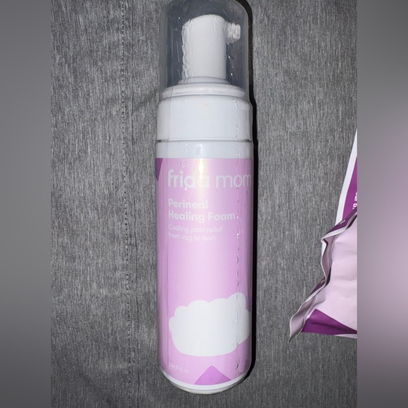 Frida Mom Postpartum Kit - Picture 2 of 4